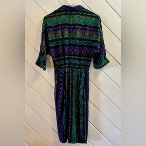 NU MODE Vintage Purple and Green Short Sleeve Button Down Dress